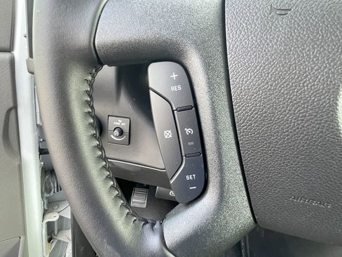 Used 2022 Chevrolet Express 3500 CUTWAY w/ Power Convenience Package image 28