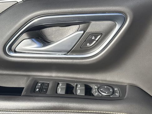 Used 2023 GMC Yukon XL AT4 w/ AT4 Premium Package image 20