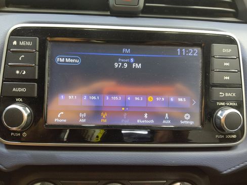 Used 2023 Nissan Versa SV FWD image 25