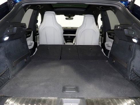 Used 2024 Porsche Macan 4 Electric image 61