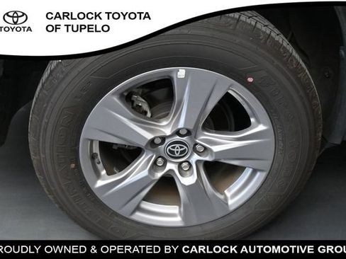 Used 2022 Toyota RAV4 XLE w/ Convenience Package AWD/4WD image 43