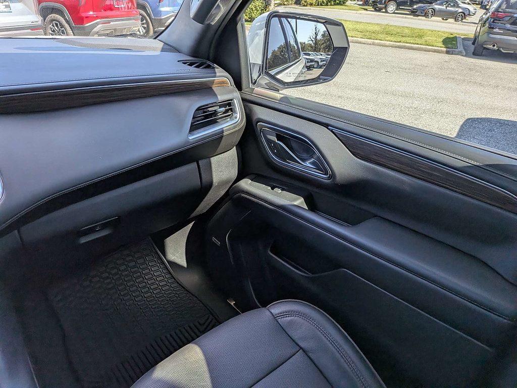 Certified 2023 Chevrolet Tahoe High Country AWD/4WD image 17