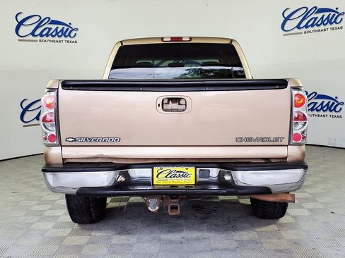 Used 2000 Chevrolet Silverado 1500 LS AWD/4WD image 4