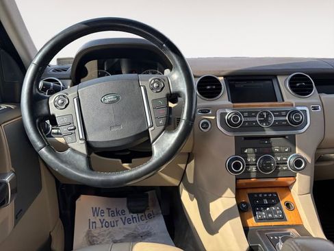 Used 2016 Land Rover LR4 HSE image 12