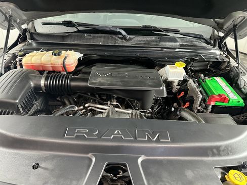 Used 2019 RAM 1500 Big Horn AWD/4WD image 30
