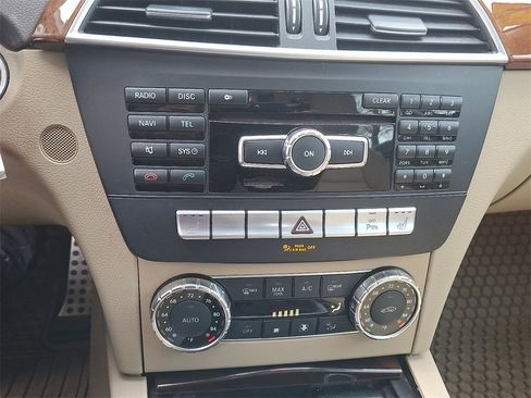 Used 2012 Mercedes-Benz C 300 4MATIC Sedan image 17