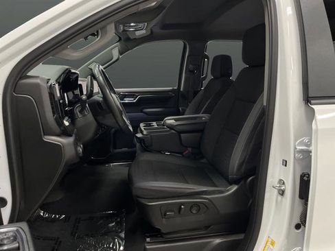Used 2024 Chevrolet Silverado 1500 RST w/ Protection Package AWD/4WD image 4