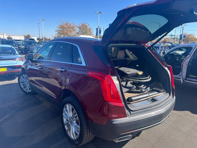 Used 2017 Cadillac XT5 Premium Luxury w/ Driver Assist Package AWD/4WD image 2