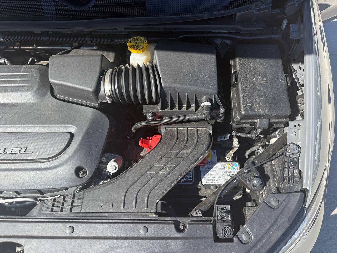 Used 2023 Chrysler Pacifica Limited w/ Uconnect Theater Family Group AWD/4WD image 13