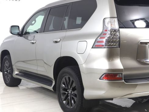 Used 2020 Lexus GX 460 Premium AWD/4WD image 25