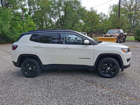 Used 2018 Jeep Compass Latitude w/ Popular Equipment Group image 6