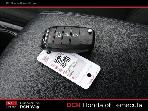 Used 2017 Kia Optima LX FWD image 8