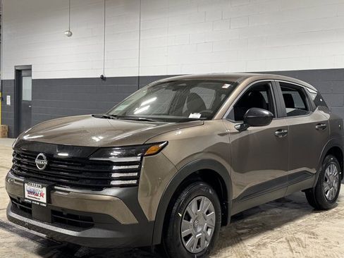 New 2026 Nissan Kicks S image 20