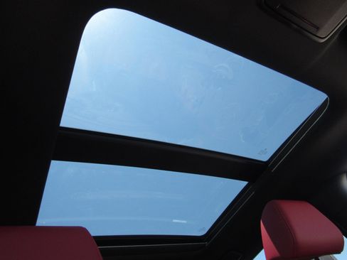 Certified 2025 Acura ADX A-Spec image 8