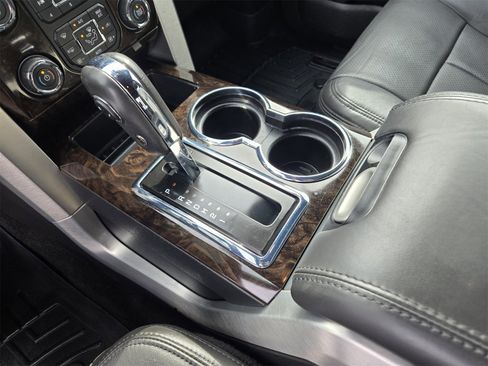 Used 2014 Ford F150 Platinum image 18