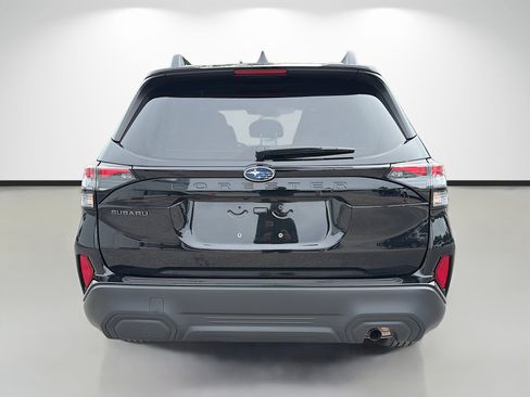 Certified 2026 Subaru Forester Premium w/ Base/Premium Package AWD/4WD image 4