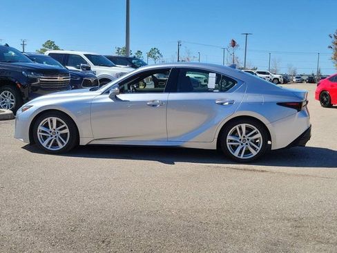 Used 2021 Lexus IS 300 w/ Accessory Package image 9