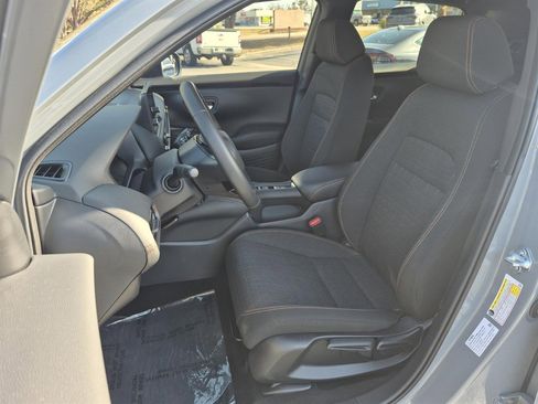 Certified 2025 Honda HR-V Sport image 11