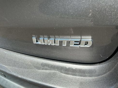 Used 2015 Toyota Highlander Limited AWD/4WD image 33