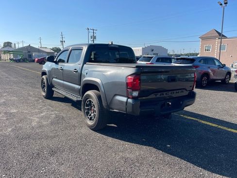 Used 2023 Toyota Tacoma SR5 AWD/4WD image 3