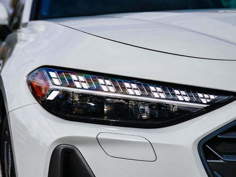 Used 2025 Audi A5 2.0T Premium Plus w/ Premium Plus image 11