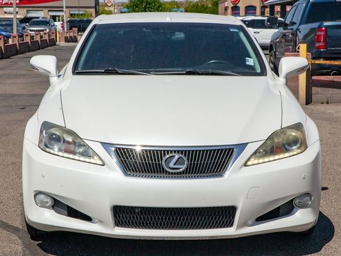 Used 2013 Lexus IS 250C image 3