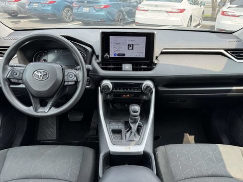 Used 2024 Toyota RAV4 XLE FWD image 2