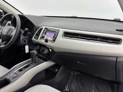 Used 2022 Honda HR-V LX image 31