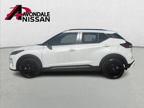 Certified 2023 Nissan Kicks SR w/ SR Premium Package image 3