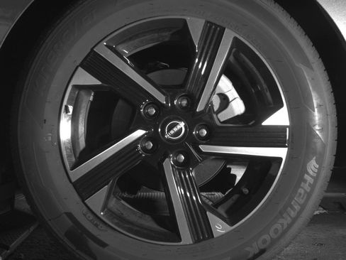 Used 2025 Nissan Sentra SV image 14