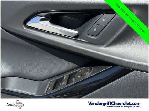New 2026 Chevrolet Equinox LT FWD image 18