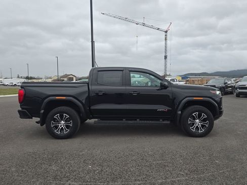 Used 2023 GMC Canyon AT4 w/ AT4 Premium Package AWD/4WD image 26