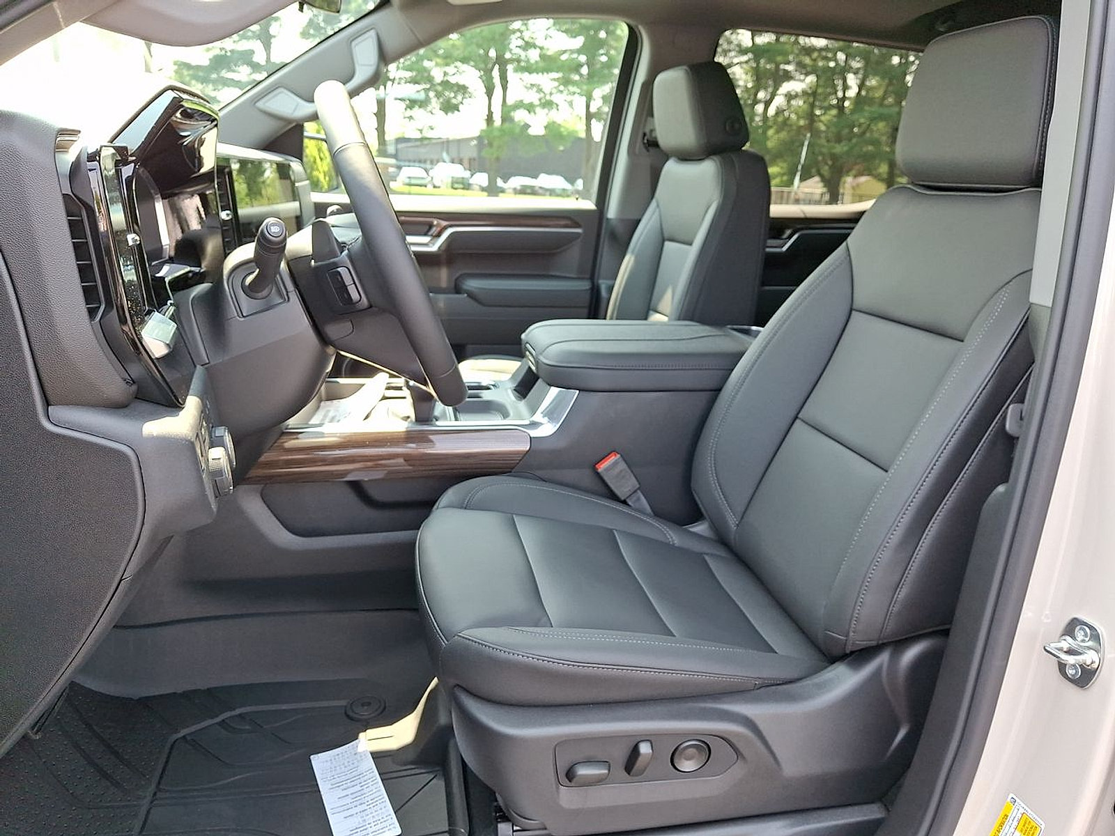 New 2026 Chevrolet Silverado 1500 RST w/ Safety Package AWD/4WD image 14