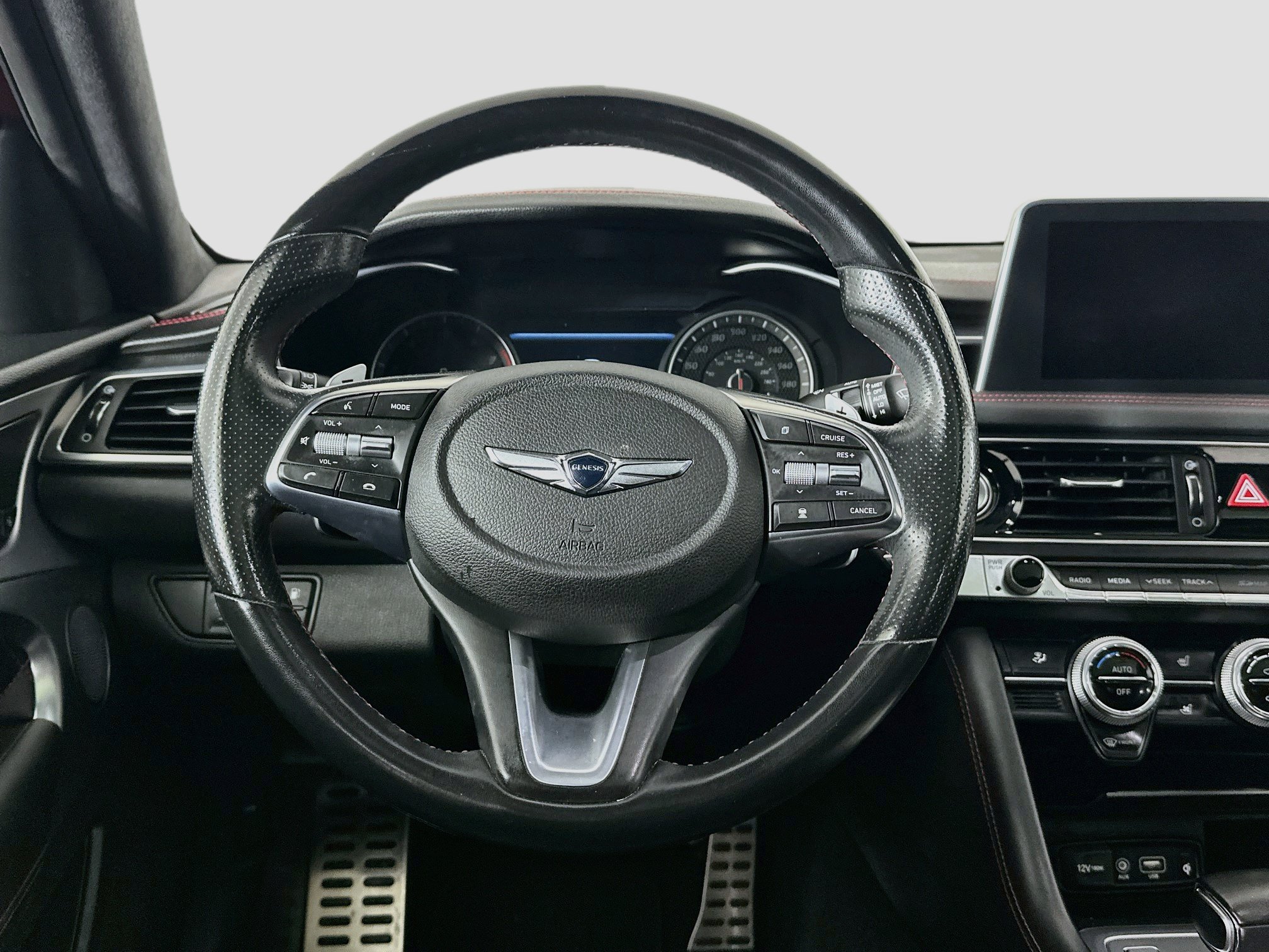 Used 2019 Genesis G70 3.3T Dynamic RWD image 18