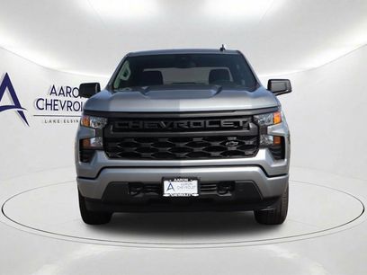 New 2026 Chevrolet Silverado 1500 Custom w/ LPO, Dark Essentials Package
