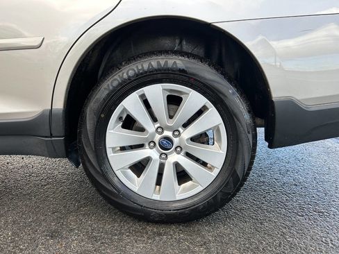 Used 2015 Subaru Outback 2.5i Premium image 24