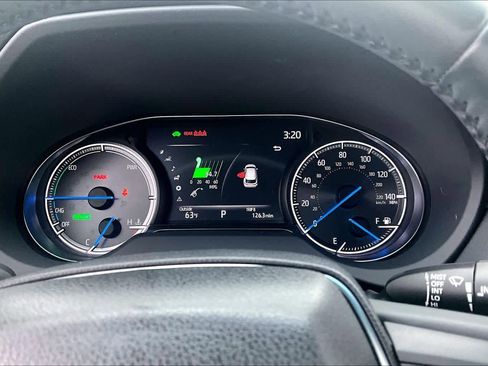 Used 2021 Toyota Venza Limited image 25