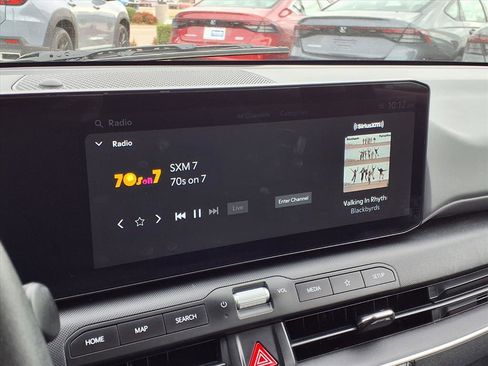 Used 2025 Kia K4 LXS image 4