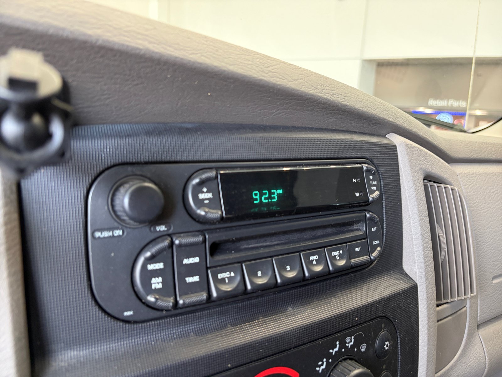 Used 2005 Dodge Ram 1500 Truck SLT w/ Quad Cab Big Horn Value Group AWD/4WD image 18
