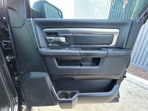 Used 2018 RAM 1500 Sport w/ Sport Premium Group image 40