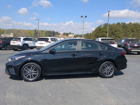 Used 2024 Kia Forte GT-Line image 8