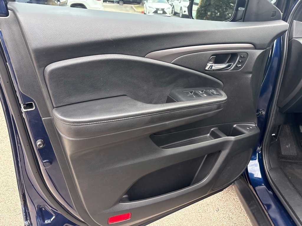 Used 2021 Honda Passport EX-L image 12
