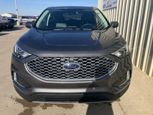 Used 2024 Ford Edge SEL w/ Convenience Package AWD/4WD image 2
