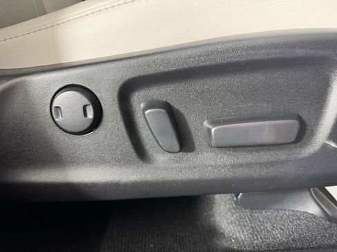 Used 2022 Lexus RX 350 FWD w/ Premium Package image 40