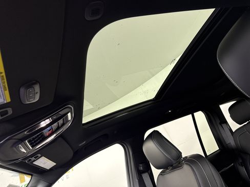 New 2026 Jeep Grand Cherokee Limited image 24