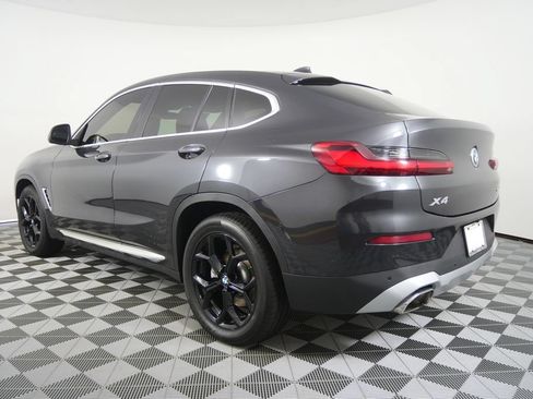 Used 2022 BMW X4 xDrive30i w/ Parking Assistance Package AWD/4WD image 5