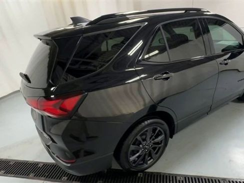 Used 2023 Chevrolet Equinox RS w/ RS Leather Package image 8