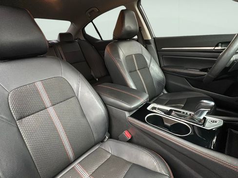 Used 2024 Nissan Altima 2.5 SR image 20