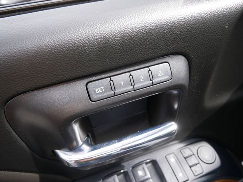 Used 2018 Chevrolet Silverado 1500 LTZ w/ Sport Package image 15