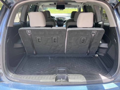 Used 2020 Honda Pilot Touring image 27